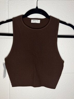 NWT Babaton Sculpt Knit Racer Back Cropped Small in Coffee Bean